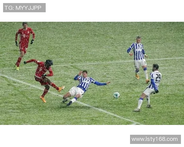 进攻战术数据谁的前场配合最流畅一碰即破